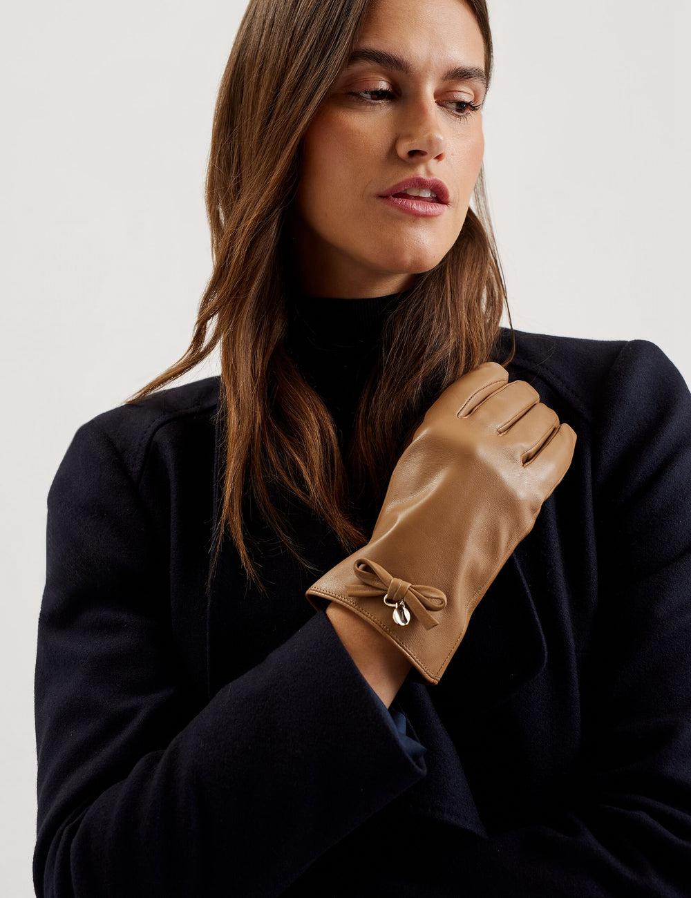 Camel Ted Baker SHERYYS - Bow Detail Soft Leather Women Gloves | Canada  PYW-508271