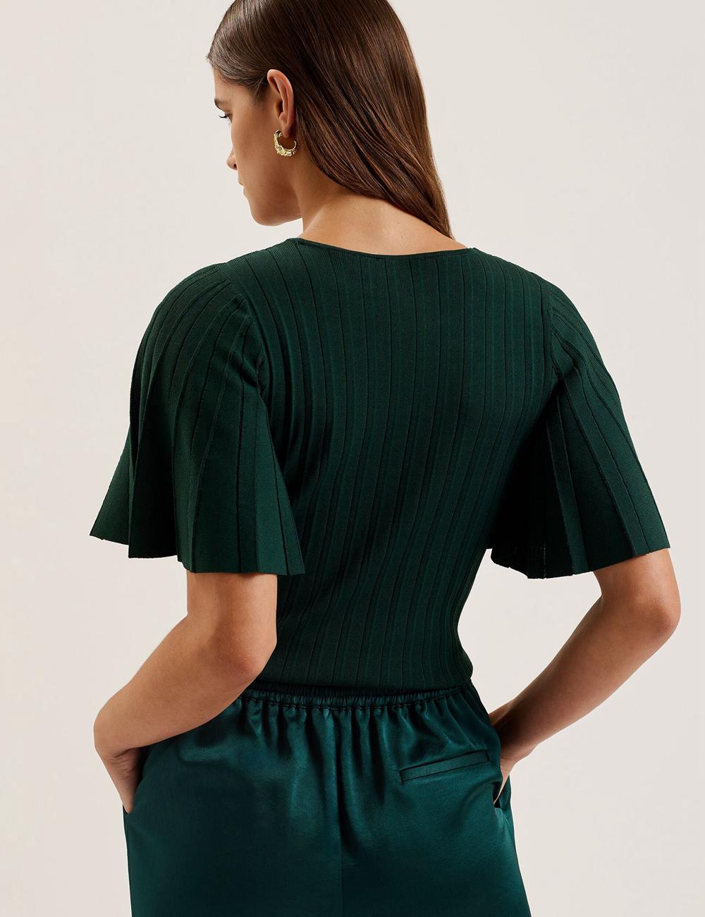 Dk-Green Ted Baker IIVANNA - Ribbed Knit Top With Fluted Short Sleeves Women Jumpers | Canada  SFV-986742
