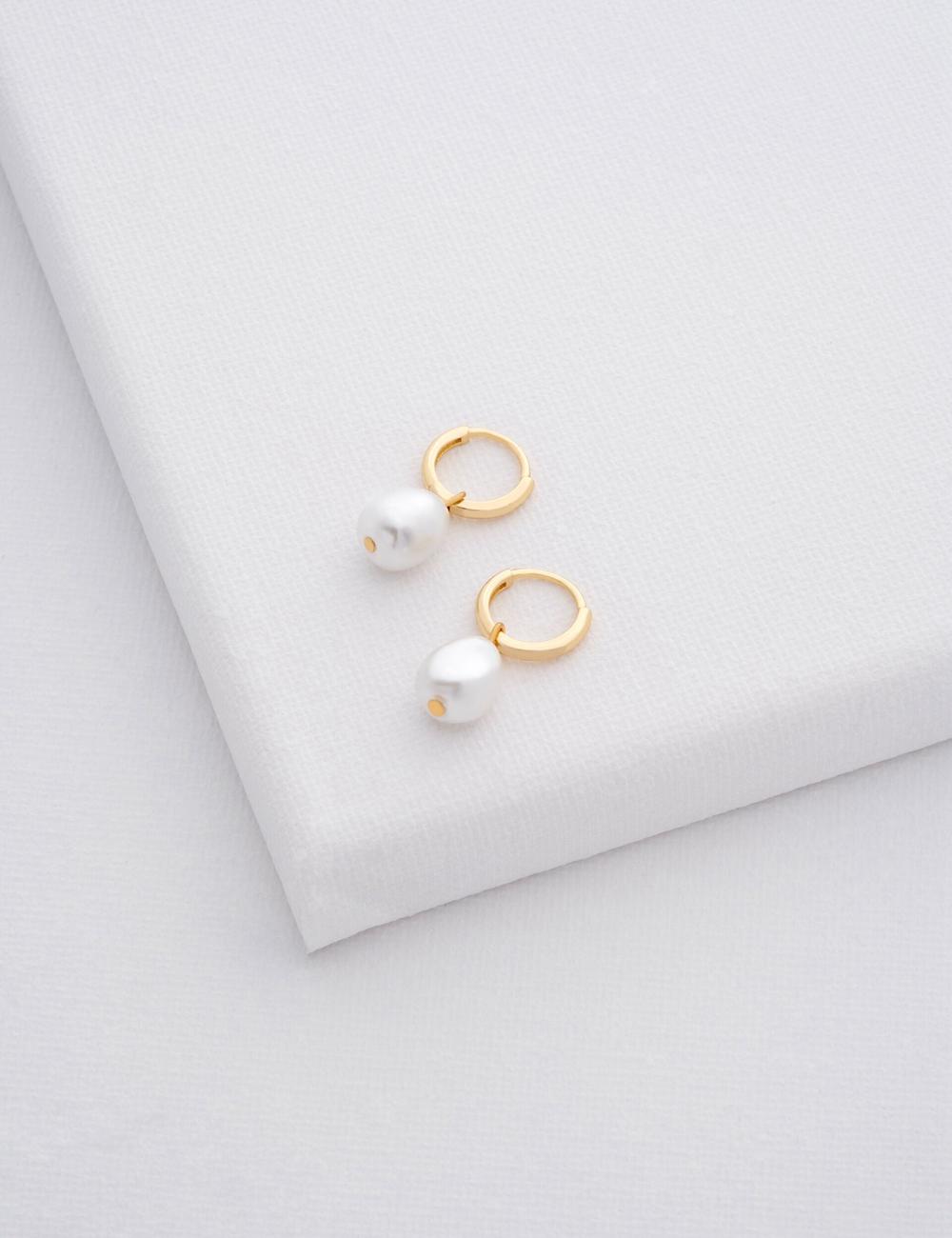 Gold Ted Baker PERIAA - Pearl Drop Pendant Huggie Women Earrings | Canada  MUB-945307