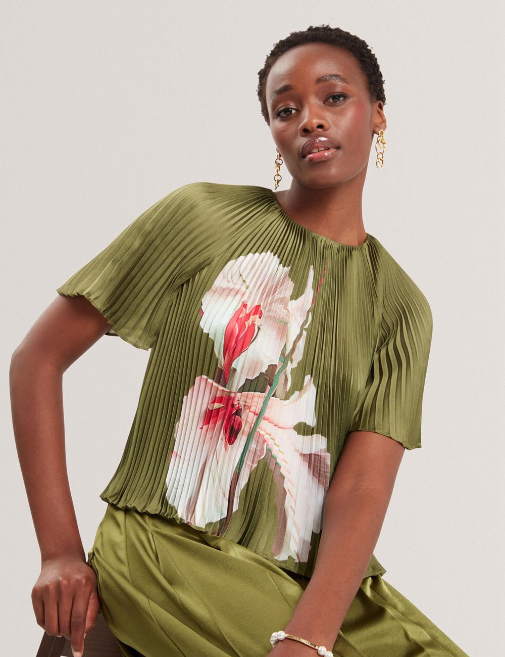 Green Ted Baker LIONAA - Floral Graphic Pleated Satin Short Sleeve Women Blouses | Canada  CQO-175928
