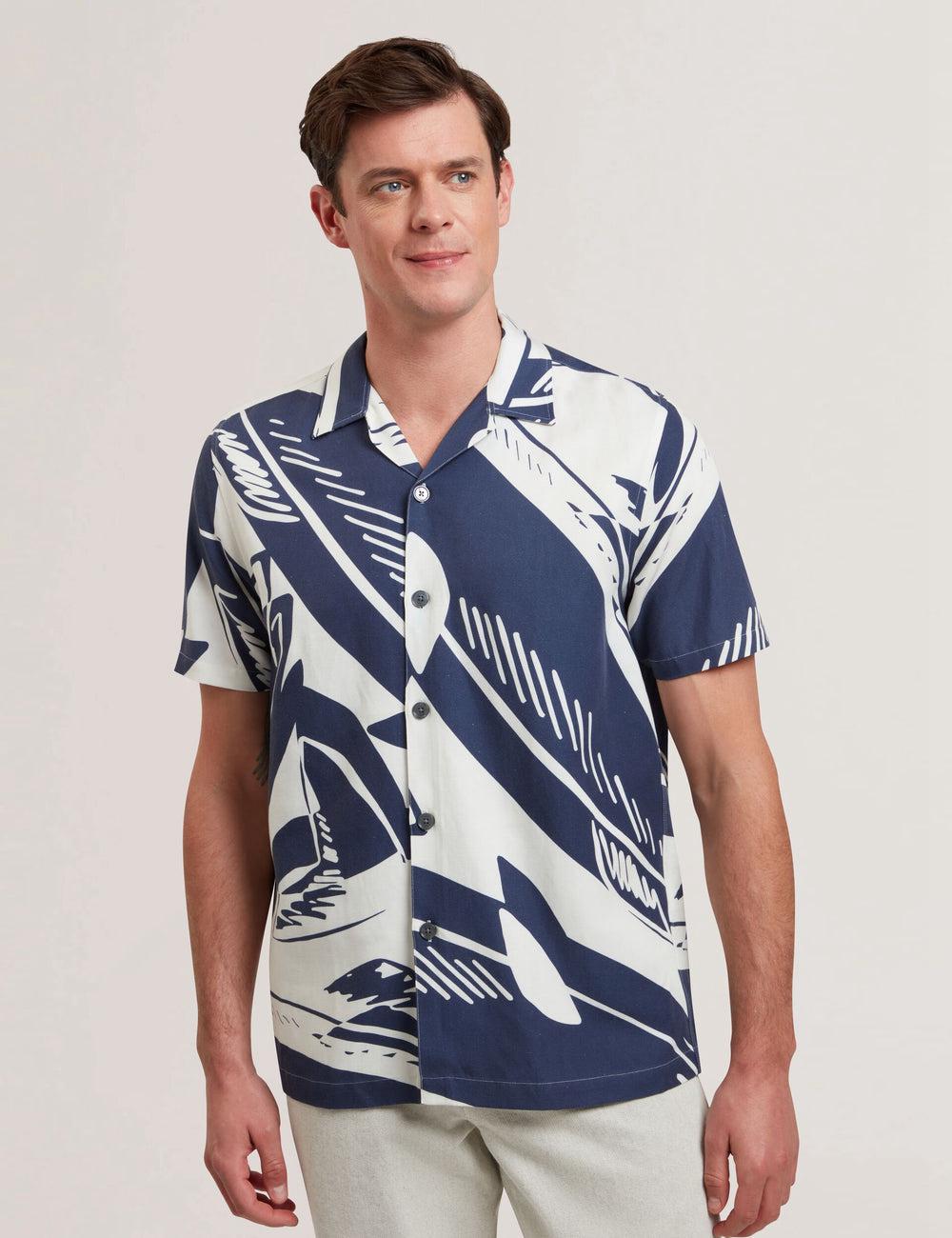 Mid-Navy Ted Baker HEUKELS - Short Sleeve Relaxed Fish Print Men Casual Shirts | Canada  RCL-853762