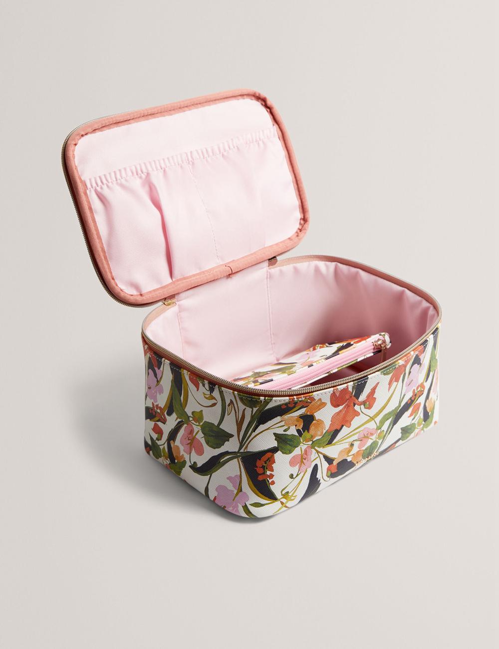 Nat-White Ted Baker LOUISII - Floral PU Top Handle Large Women Wash Bags | Canada  OCJ-895270
